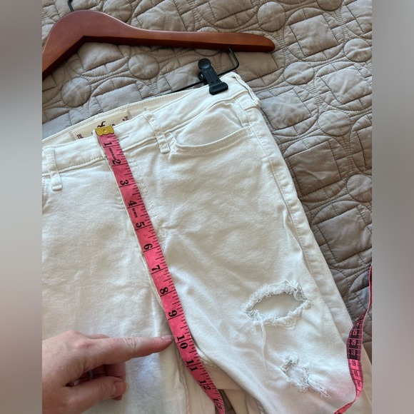 Hollister White Denim with Brown Patch - Picture 9 of 12